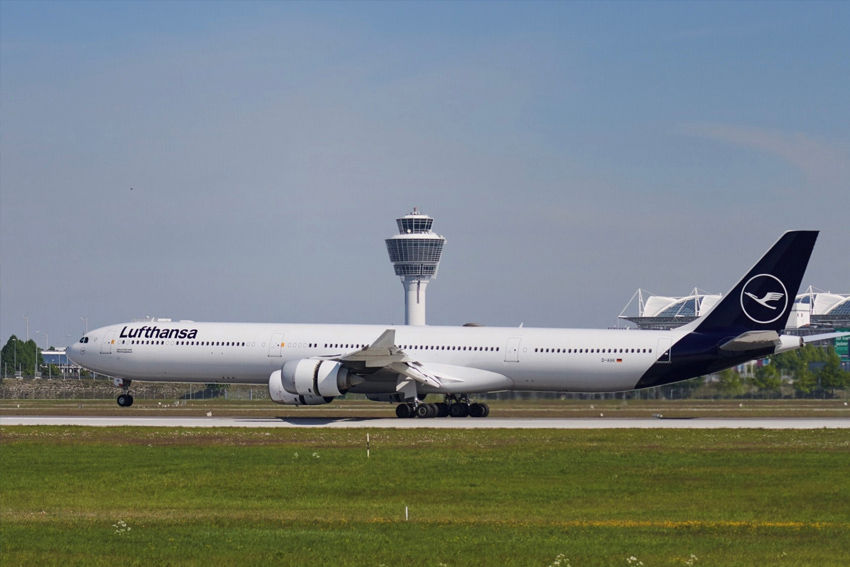 Lufthansa Airbus A340-600